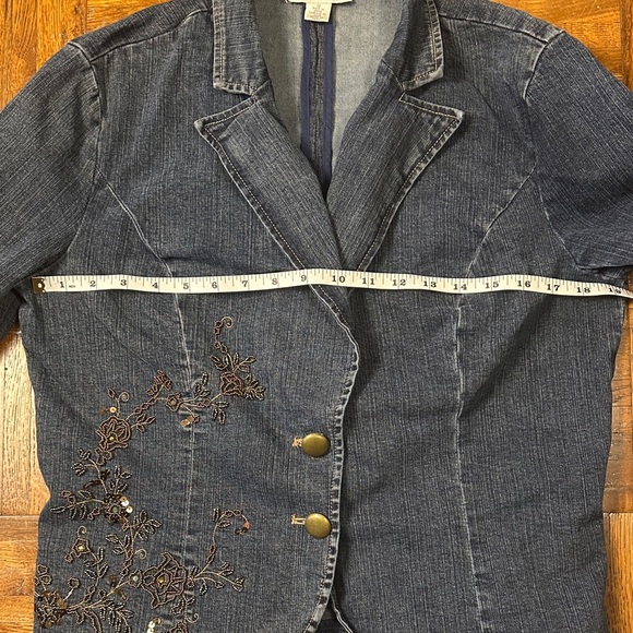 Casual Corner Dark Blue Embroidered‎ Beaded Jean Jacket 12 - Picture 7 of 9